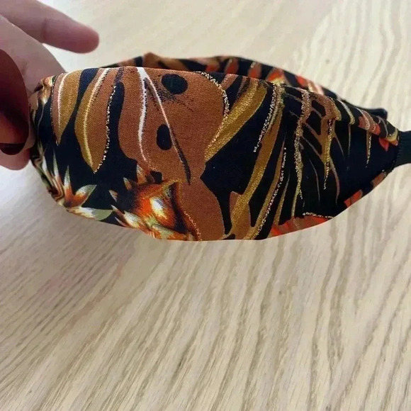 🆕Brown Multi-print Bow Knot Headband🆕 - Picture 3 of 5